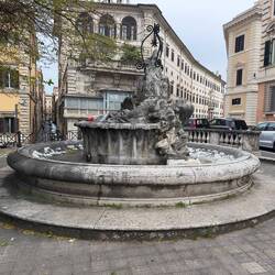 The fountain at the former site of Rome's river port.