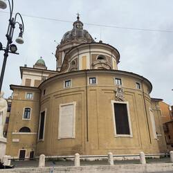 Sights from near the Piazza Popolo.