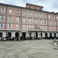 Piazza del Ponte Rosso