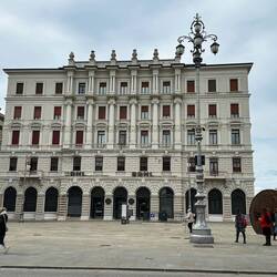 Piazza del Ponte Rosso