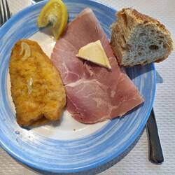 2. Vorspeise Fisch und Schinken