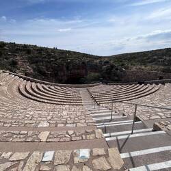 The bat amphitheater