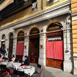 La Bomboniera, via 30. Ottobre - KuK Café