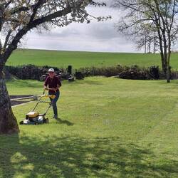 The 'mower bitch' in fine form