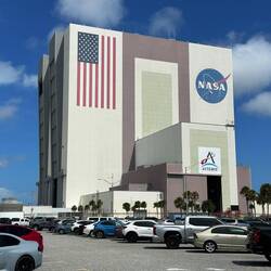 Das mächtige VAB (Vehicle Assembly Building)