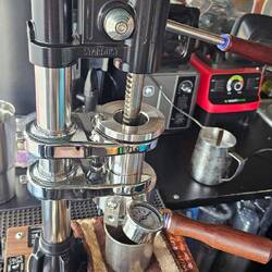 Kaffee aus der Handpresse.