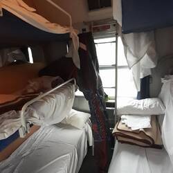 zerzauste Bette nach einer holprigen Nacht quer durch Dänemark