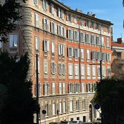 Via Riccardo Bazzoni