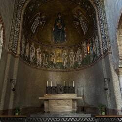 Cattedrale du San Giusto Martire - Für Licht (60 Sek) bitte 1€ einwerfen