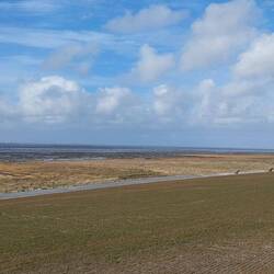 Blick auf die Meldorfer Bucht und Büsum