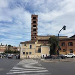 A shortcut descent from Aventine Hill.