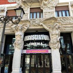 Via 20. Settembre - netter Kino-Eingang