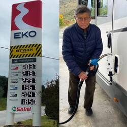 Diesel um €1,97 da schlagen wir zu⛽️und Gas dann erst in Italien