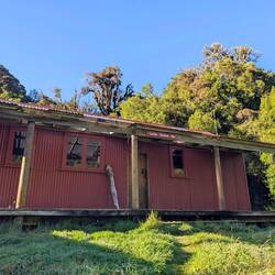 Loche Stream Hut