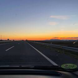 Dem Sonnenuntergang entgegen