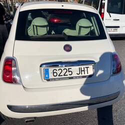 Wie in allen Jahren: Unser Mietauto ist ein Fiat 500.