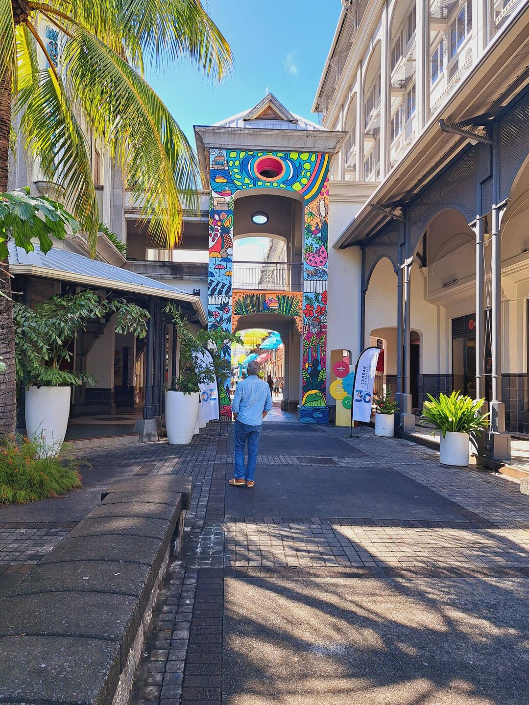 Caudavan Waterfront gate