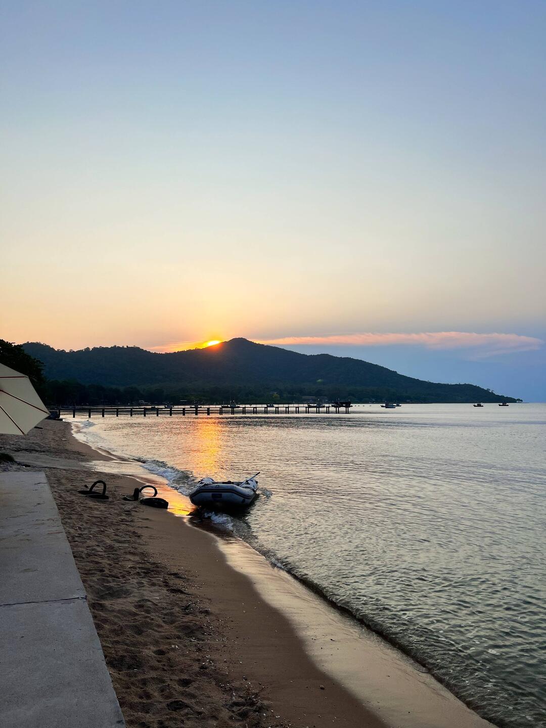Gestern Abend am Strand in Bang Saray