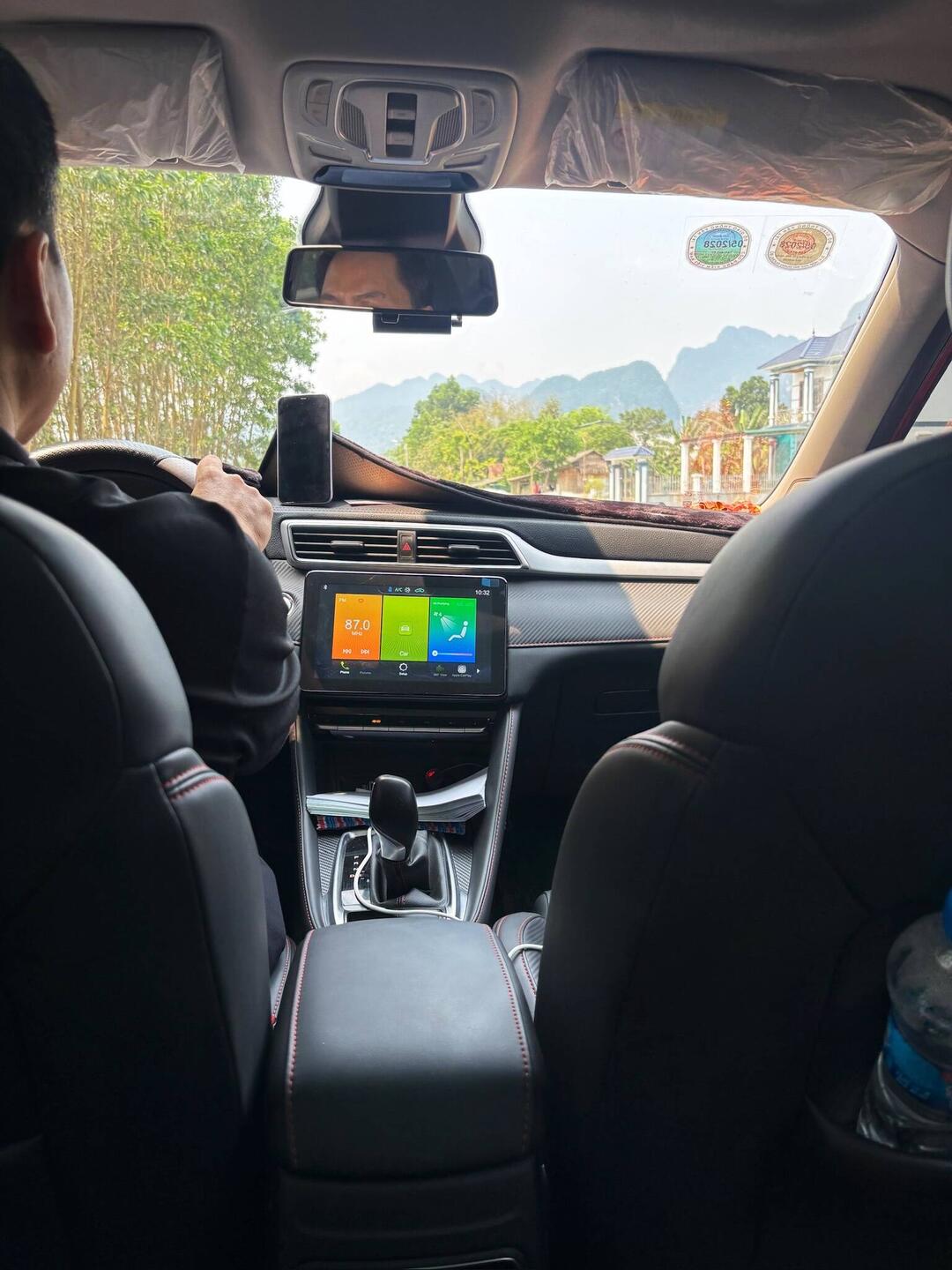 Privat Taxi zur Höhle, weil wir in der Unterkunft vergessen wurden