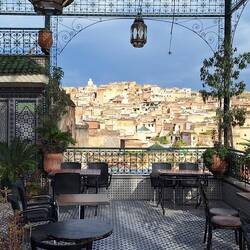 Fès