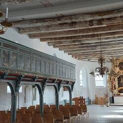 Die alte Holzdecke wurde freigelegt.