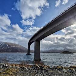 Brücke nach Gimsøy