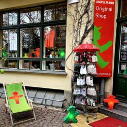 Hier gibt es alles zum Ost Ampelmännchen.