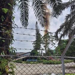 Die dazugehörige Fabrik 🏭