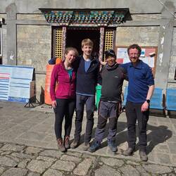 Müll abgegeben, heile wieder in Lukla angekommen. Aber Tour vor den Highlights abgebrochen...