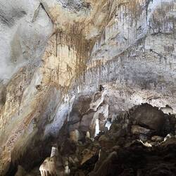 Grottes de Thouzon