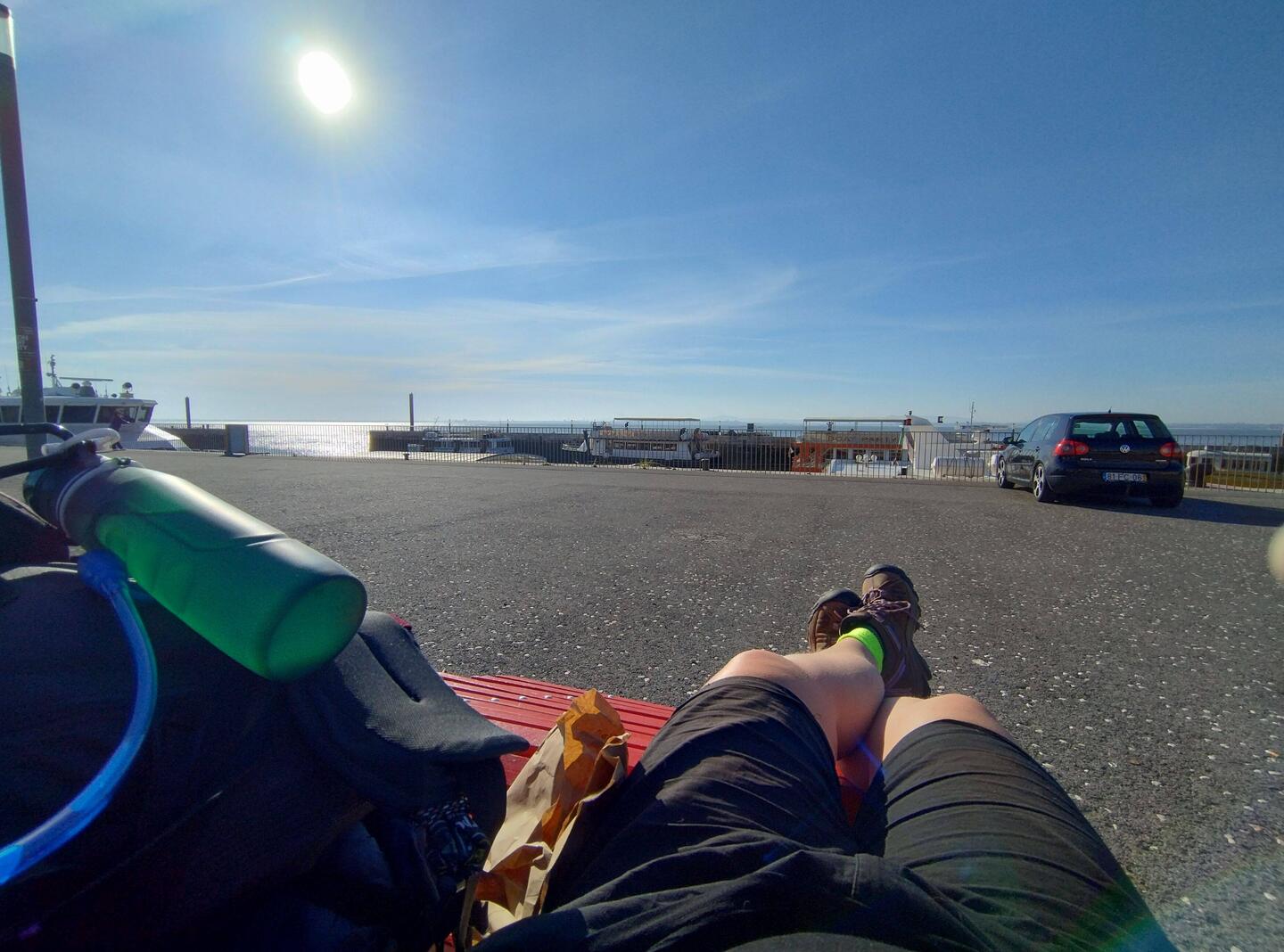 Am Morgen noch entspannt "gefrühstückt". Crossiant und pastel de nata