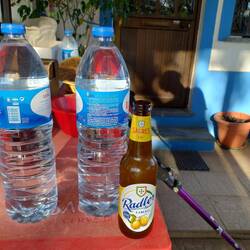 Wasser und Radler. Zu Essen gab's nix 🤪