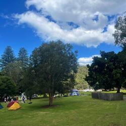 Campsite "The Basin", zu dem man von Palm Beach mit der Fähre fahren kann