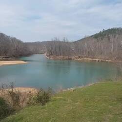 Two Riffers, aber der Zusammenfluss ist nicht zu erkennen. Im Footprint Bild ist es zu sehen.