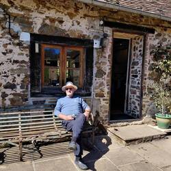 The lord of the maison, just chilling