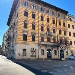 Gebäude an der Verdijeva Strasse