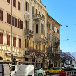 Gebäude an der Verdijeva Strasse