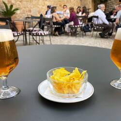 28 Grad am Ostersonntag. Da mundet uns doch ein kühles Bier.