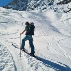 ... zu seinem Gipfelrun!😉 Wer findet Dan?