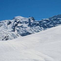 Blick auf den Titlis 3200 m, Engelbergs Markenzeichen!