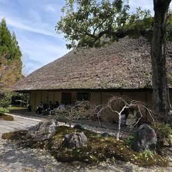 Erstmal Frühstück in einem schicken Haus