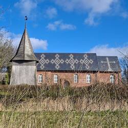 Evangelische Kirche Rodenäs- erkannt am Parkplatz für Pastorin