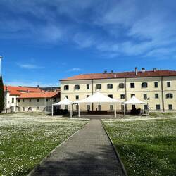 Kloster und angeschlossene Basilika