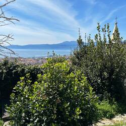 Erster Blick auf Rijeka und das Meer noch vom Park aus