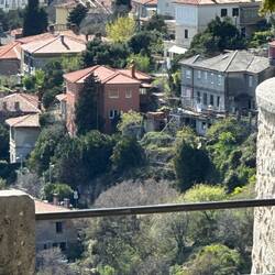 Blick von der Südmauer auf altes Villenviertel