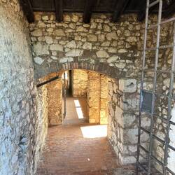 Nördlicher Wehrgang (Richtung Osten) vom Nordturm aus