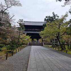 Sanmon gate