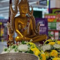 Vorbereitungen für Songkran laufen bereits.