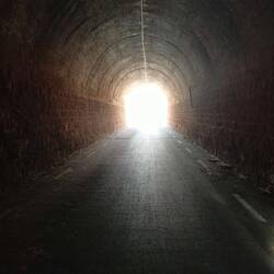 Am Ende des Tunnels sehe ich Licht😃