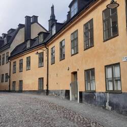 Auf dem Weg zum Monteliusvägan werden die Gassen immer enger und verwinkelt